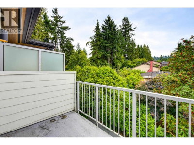 3229 ST JOHNS Street | Port Moody British Columbia | Slide Image Nine
