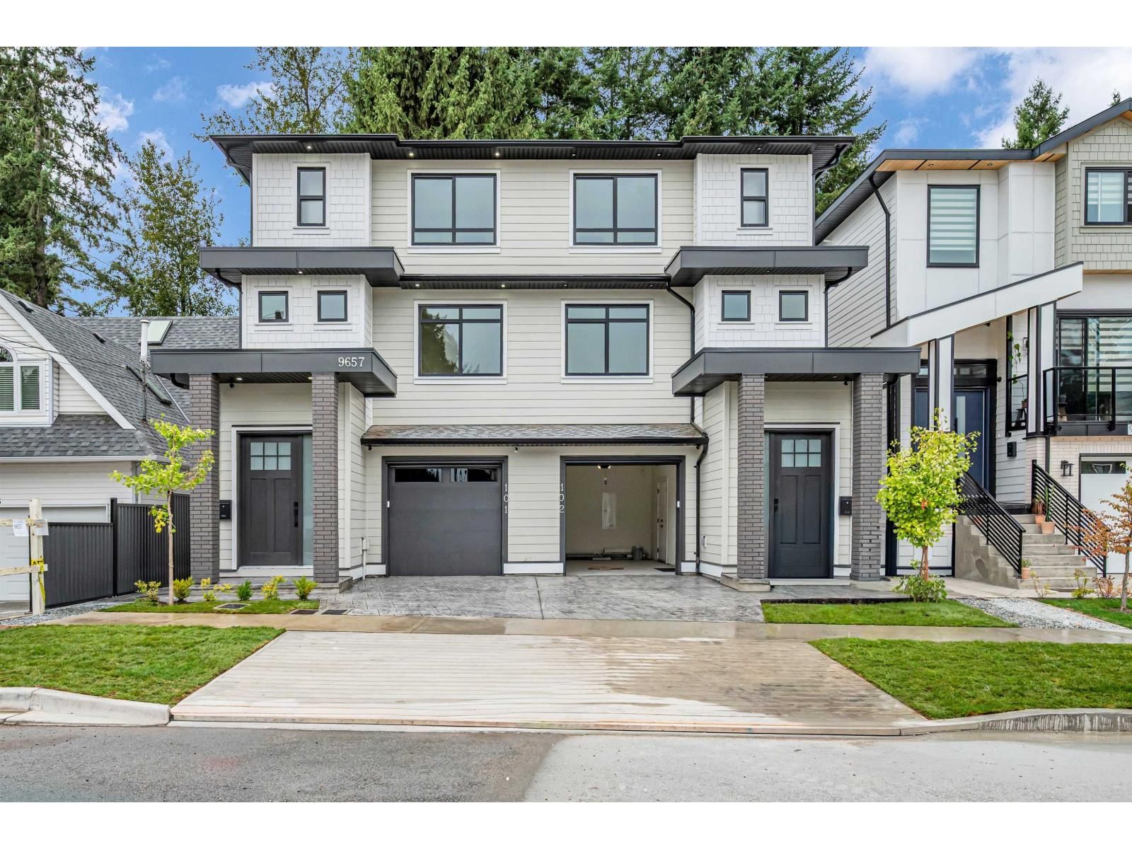 9657 161A Street, Surrey, British Columbia V4N 2E8