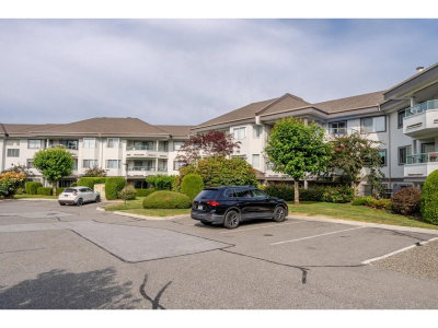 2451 GLADWIN Road North | Abbotsford British Columbia | Slide Image Two