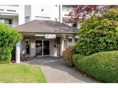 2451 GLADWIN Road North | Abbotsford British Columbia | Slide Image Three