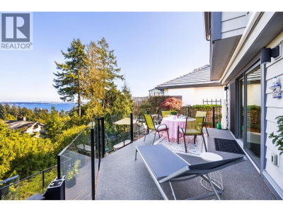 4772 MEADFEILD Court | West Vancouver British Columbia | Slide Image Thirty-four