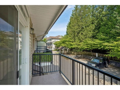 8277 161 Street | Surrey British Columbia | Slide Image Nineteen