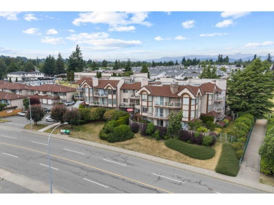 32669 GEORGE FERGUSON Way | Abbotsford British Columbia | Slide Image Three
