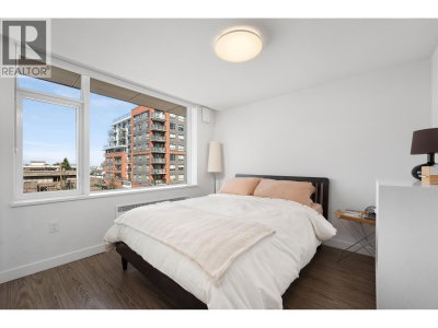 209 7TH Avenue | Vancouver British Columbia | Slide Image Eleven