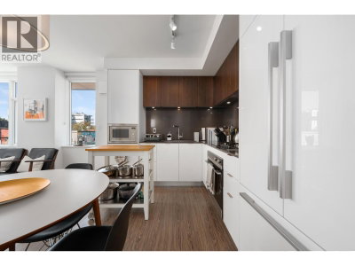 209 7TH Avenue | Vancouver British Columbia | Slide Image Eight