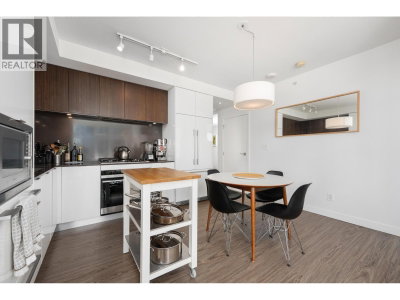 209 7TH Avenue | Vancouver British Columbia | Slide Image Nine