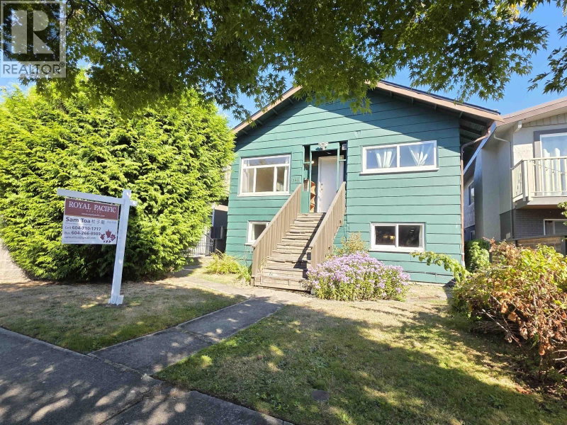 149 47TH Avenue Vancouver British Columbia, V5W 2A6 - 5 Bedrooms Home For Sale