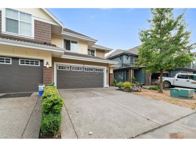 5469 CHINOOK Street | Chilliwack British Columbia | Slide Image Two