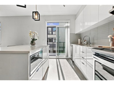 15111 EDMUND Drive | Surrey British Columbia | Slide Image Thirteen