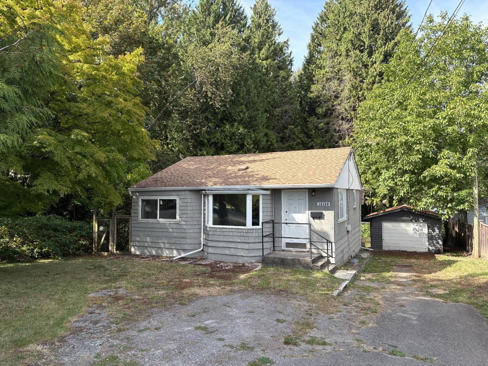 13139 111 Avenue, Surrey, British Columbia V3T 2S3