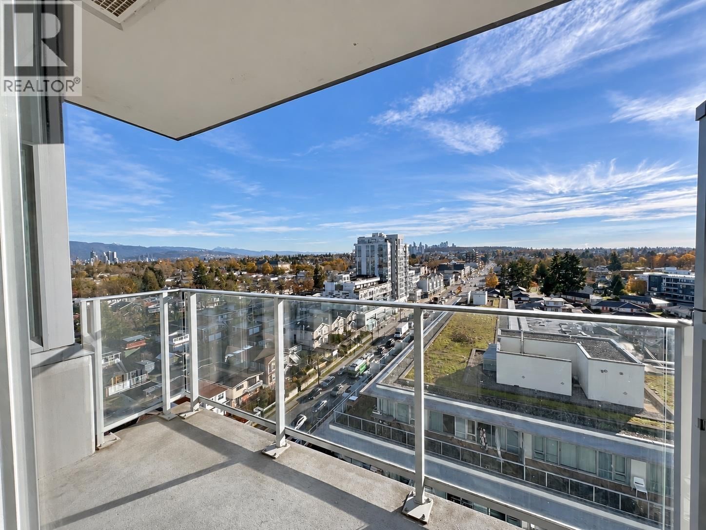4815 ELDORADO Mews, Vancouver, British Columbia V5R 0B2