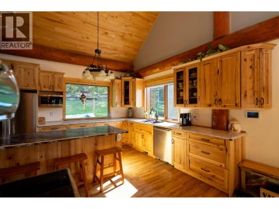 13980 BIG FIR Road | Prince George British Columbia | Slide Image Six