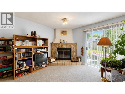 1679 WESTOVER Road | North Vancouver British Columbia | Slide Image Eleven