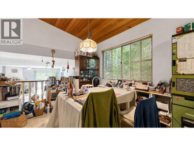 1679 WESTOVER Road | North Vancouver British Columbia | Slide Image Nine