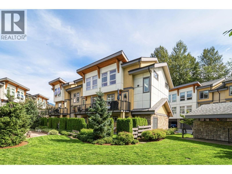 39548 LOGGERS Lane Squamish British Columbia, V8B 0V7 - 3 Bedrooms Condo For Sale
