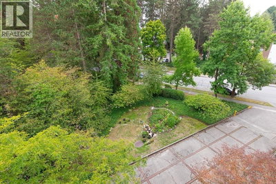 7321 HALIFAX Street | Burnaby British Columbia | Slide Image Thirteen