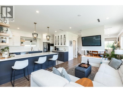 120 HOWES Street | New Westminster British Columbia | Slide Image Nineteen