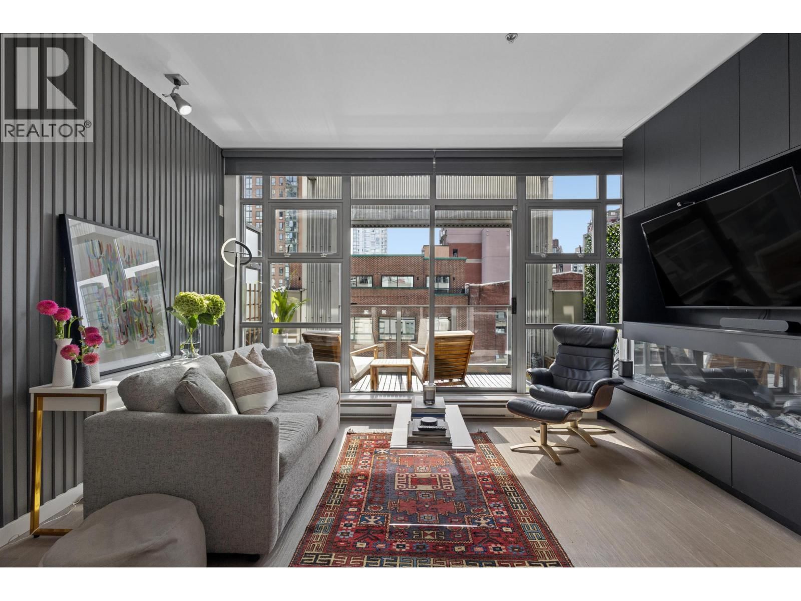 1228 HOMER Street, Vancouver, British Columbia V6B 2Y5