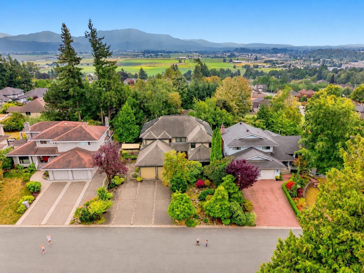 34944 EDGEVIEW Place, Abbotsford, British Columbia V2S 4N4