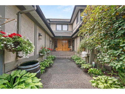 34944 EDGEVIEW Place | Abbotsford British Columbia | Slide Image Three