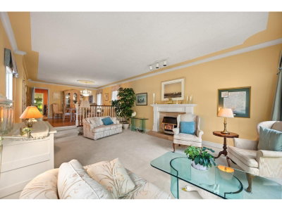 34944 EDGEVIEW Place | Abbotsford British Columbia | Slide Image Six