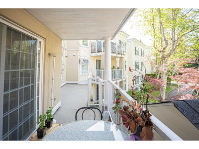 16085 83 Avenue | Surrey British Columbia | Slide Image Twenty