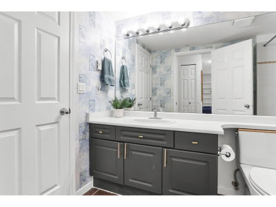 22015 48 Avenue | Langley British Columbia | Slide Image Seventeen
