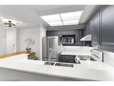 22015 48 Avenue | Langley British Columbia | Slide Image Six