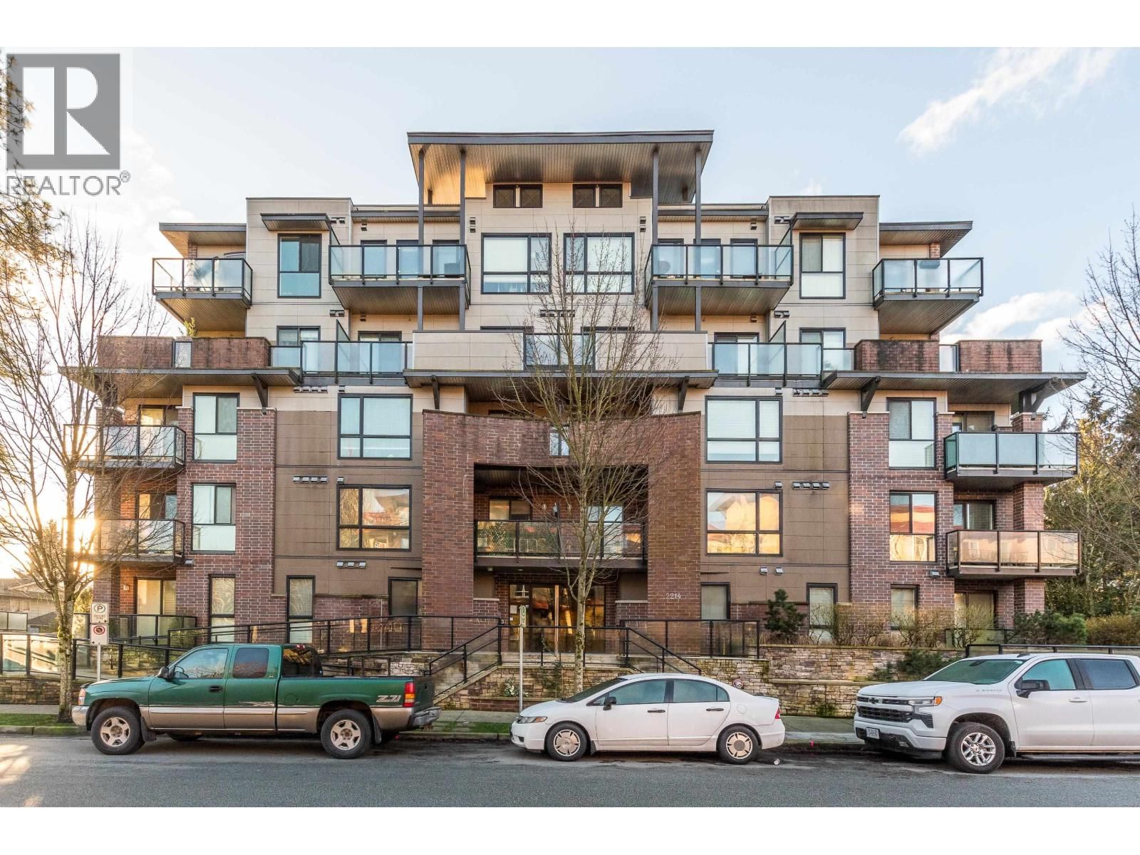 2214 KELLY Avenue, Port Coquitlam, British Columbia V3C 0E5