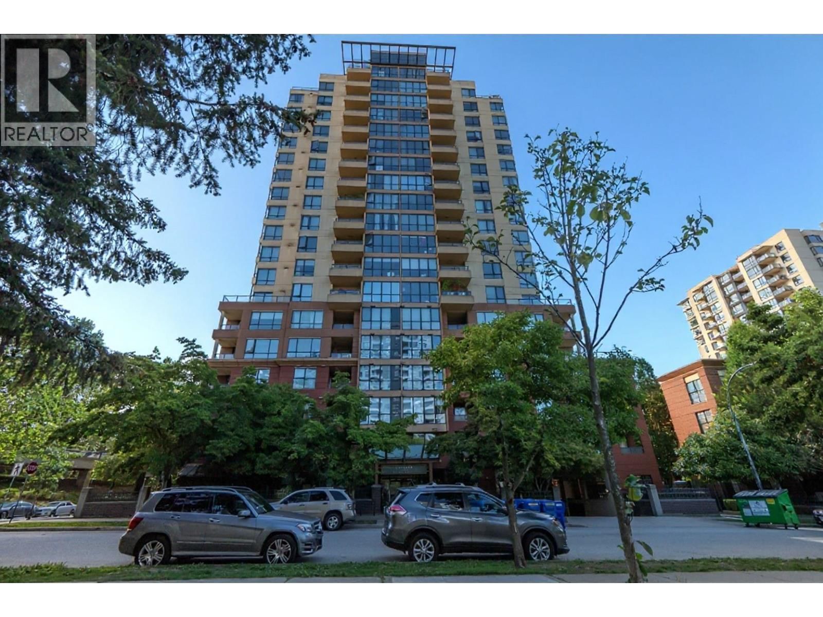 5288 MELBOURNE Street, Vancouver, British Columbia V5R 6E6