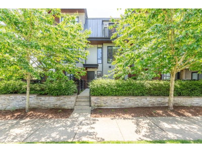 15688 28 Avenue | Surrey British Columbia | Slide Image Three