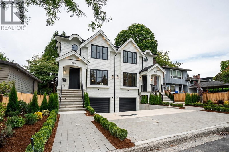 1065 RIDLEY Drive Burnaby British Columbia, V5A 2N7 - 6 Bedrooms Home For Sale