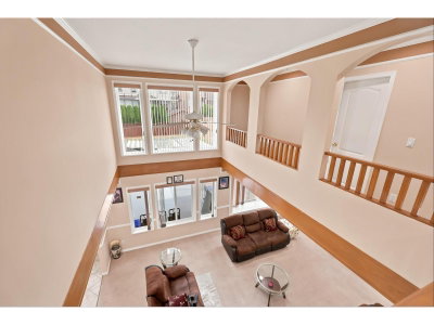 12587 60A Avenue | Surrey British Columbia | Slide Image Ten