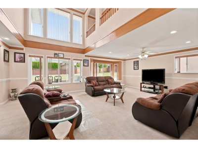 12587 60A Avenue | Surrey British Columbia | Slide Image Six