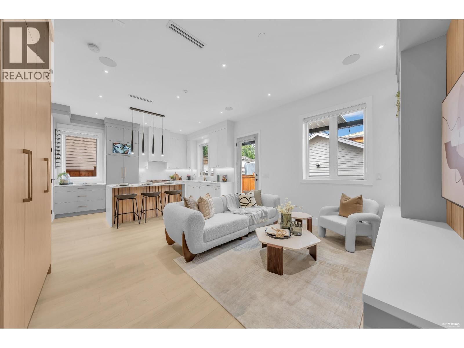 3627 45TH Avenue, Vancouver, British Columbia V5R 3G6