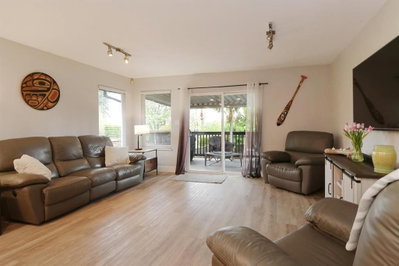 20535 98 Avenue | Langley British Columbia | Slide Image Ten