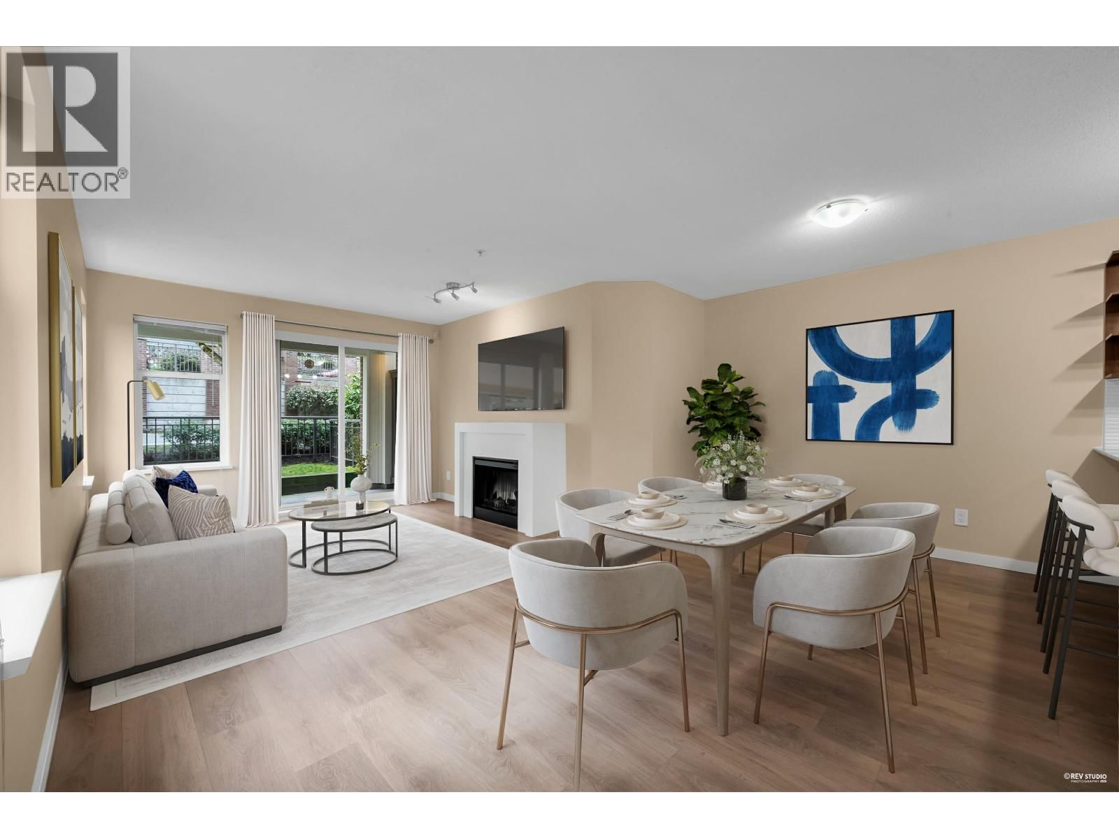 4728 BRENTWOOD Drive, Burnaby, British Columbia V5C 0G2