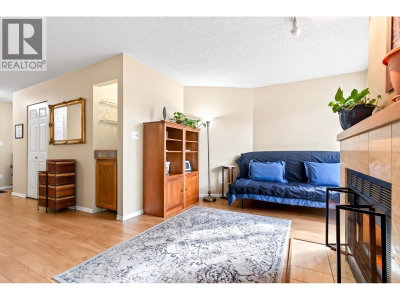 12 K DE K Court | New Westminster British Columbia | Slide Image Five