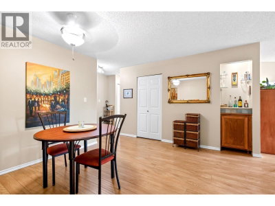 12 K DE K Court | New Westminster British Columbia | Slide Image Six