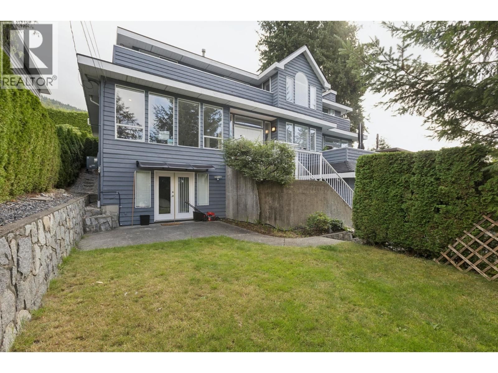 456 MONTROYAL Boulevard, North Vancouver, British Columbia V7N 3E1