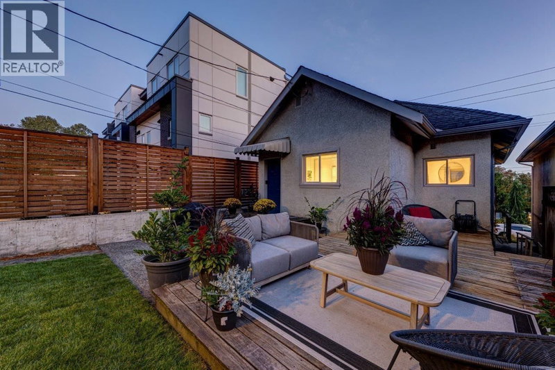 744 3RD Street North Vancouver British Columbia, V7L 1G9 - 2 Bedrooms Home For Sale