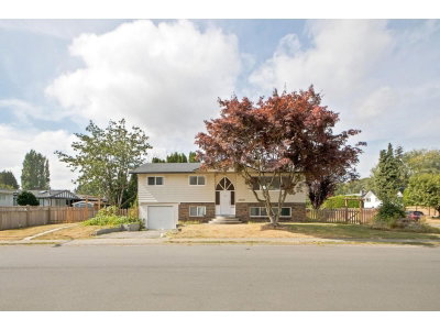 7567 114 Street | Delta British Columbia | Slide Image One