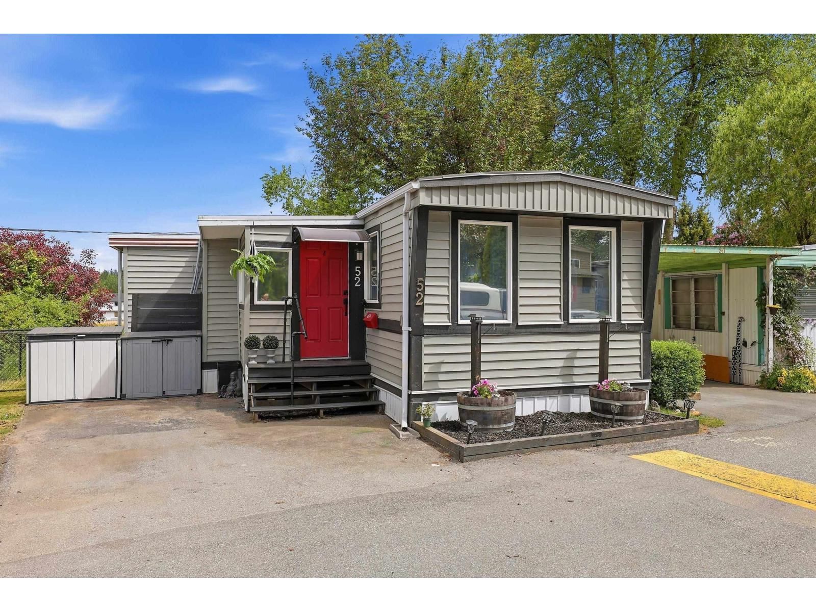 24330 FRASER Highway, Langley, British Columbia V2Z 1N2