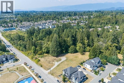 24177 112 Avenue | Maple Ridge British Columbia | Slide Image Nine