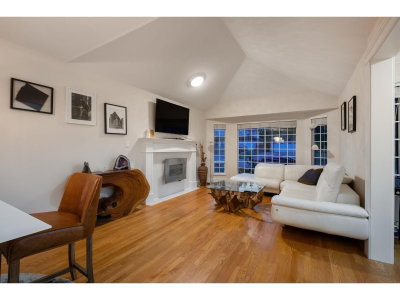 15295 111A Avenue | Surrey British Columbia | Slide Image Two