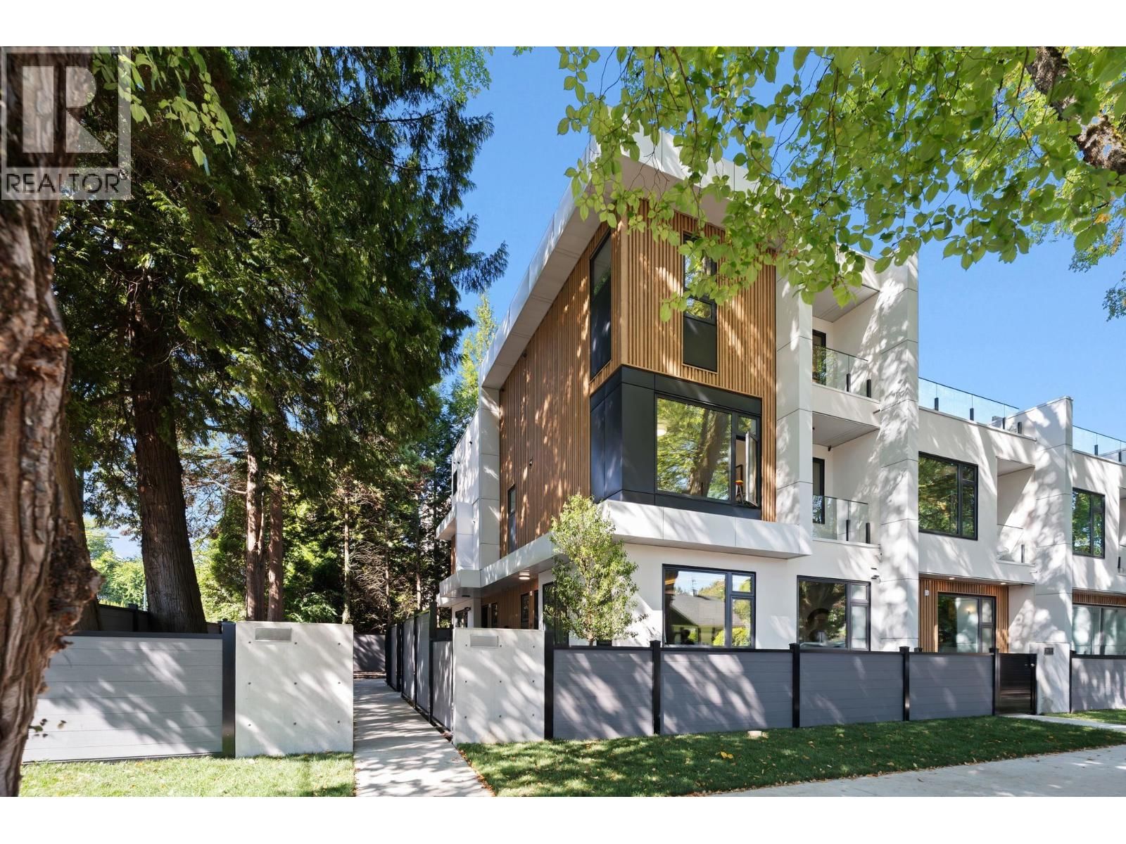 1491 DEVONSHIRE Crescent, Vancouver, British Columbia V6H 2G5