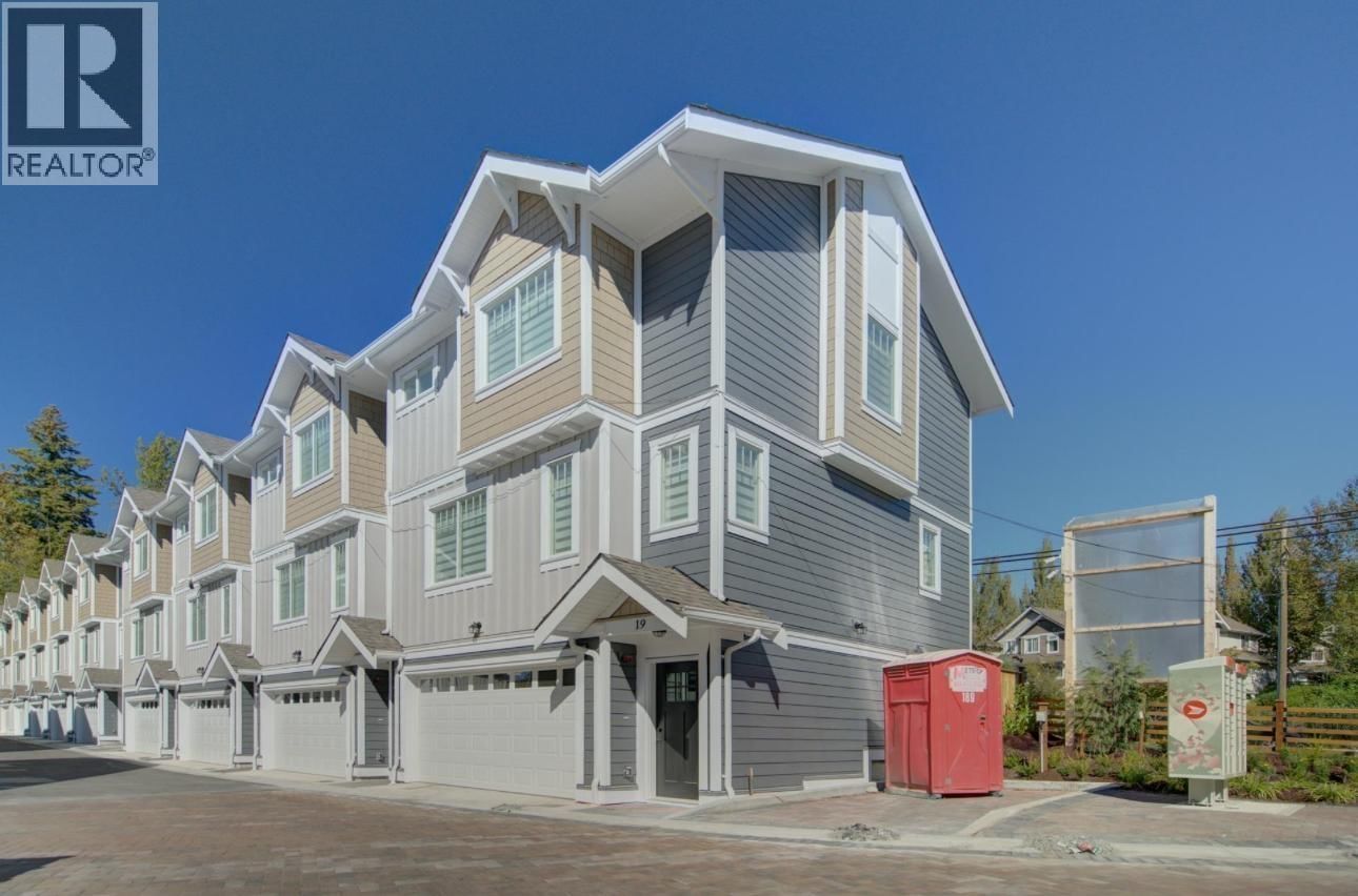 23108 LOUGHEED Highway, Maple Ridge, British Columbia V2X 2W3