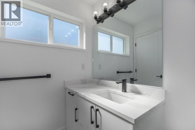 23108 LOUGHEED Highway | Maple Ridge British Columbia | Slide Image Twelve