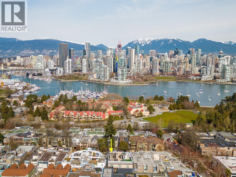 1024 7TH Avenue Vancouver British Columbia, V6H 1B3 - 2 Bedrooms Condo For Sale