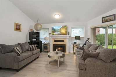 9515 WOODBINE Street | Chilliwack British Columbia | Slide Image Two